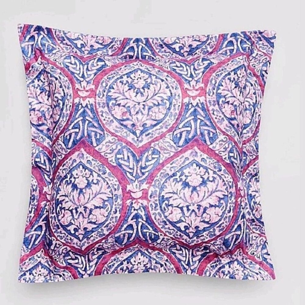 Sferra 2195 Rowyn Euro Shams Navy Berry Set of 2